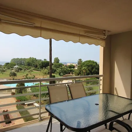 Sea View - Sleeps 4 - Swimming Pool - Parking Daire Antibes
